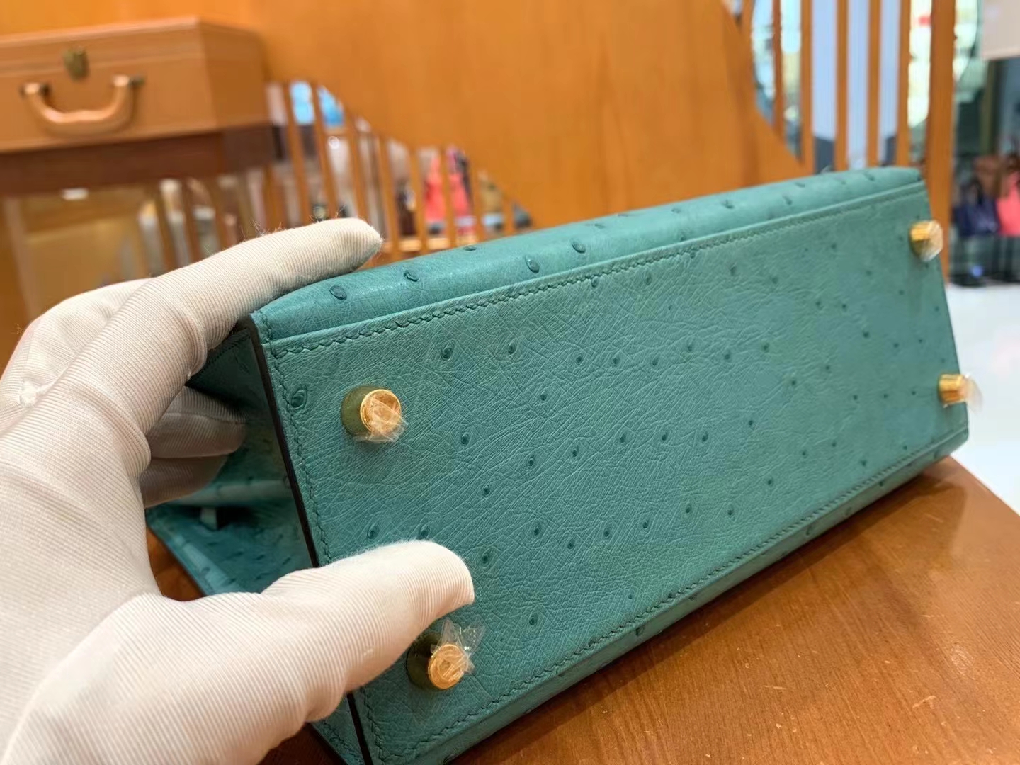 Hermès（爱马仕）Kelly 凯莉包 薄荷绿 进口kk级鸵鸟皮 金扣  25cm 法国原版蜜蜡线 定制