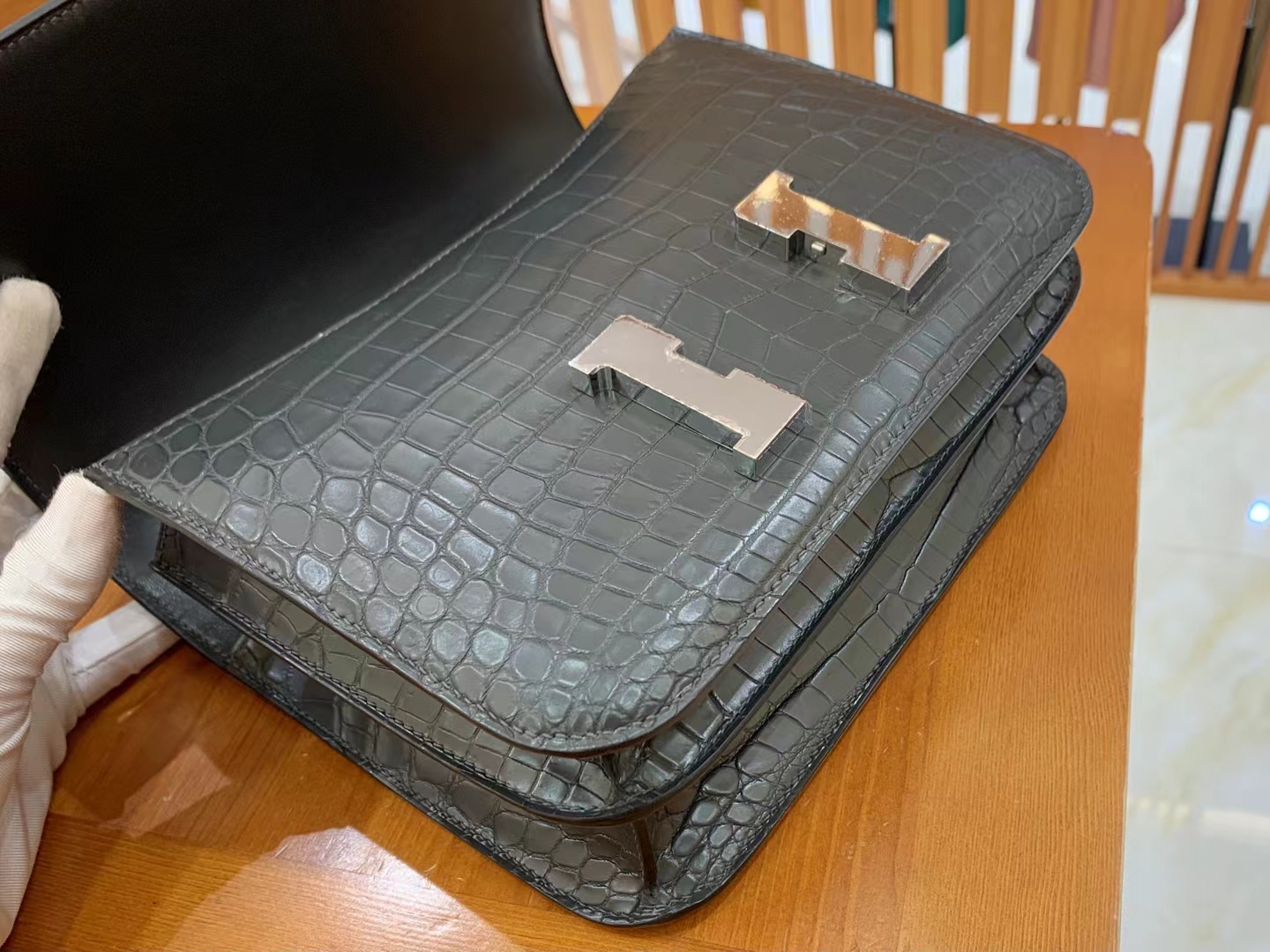 Hermès（爱马仕）Constance 康斯坦斯 进口尼罗鳄鱼皮 锡器灰 银扣 24cm 原版蜜蜡线 顶级手缝