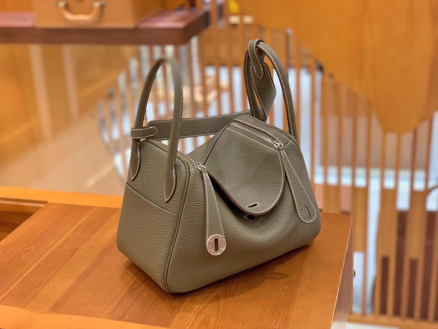 Hermès（爱马仕）Lindy 琳迪包 大象灰 进口TC大牛皮 银扣 26cm 原版蜜蜡线 顶级手缝