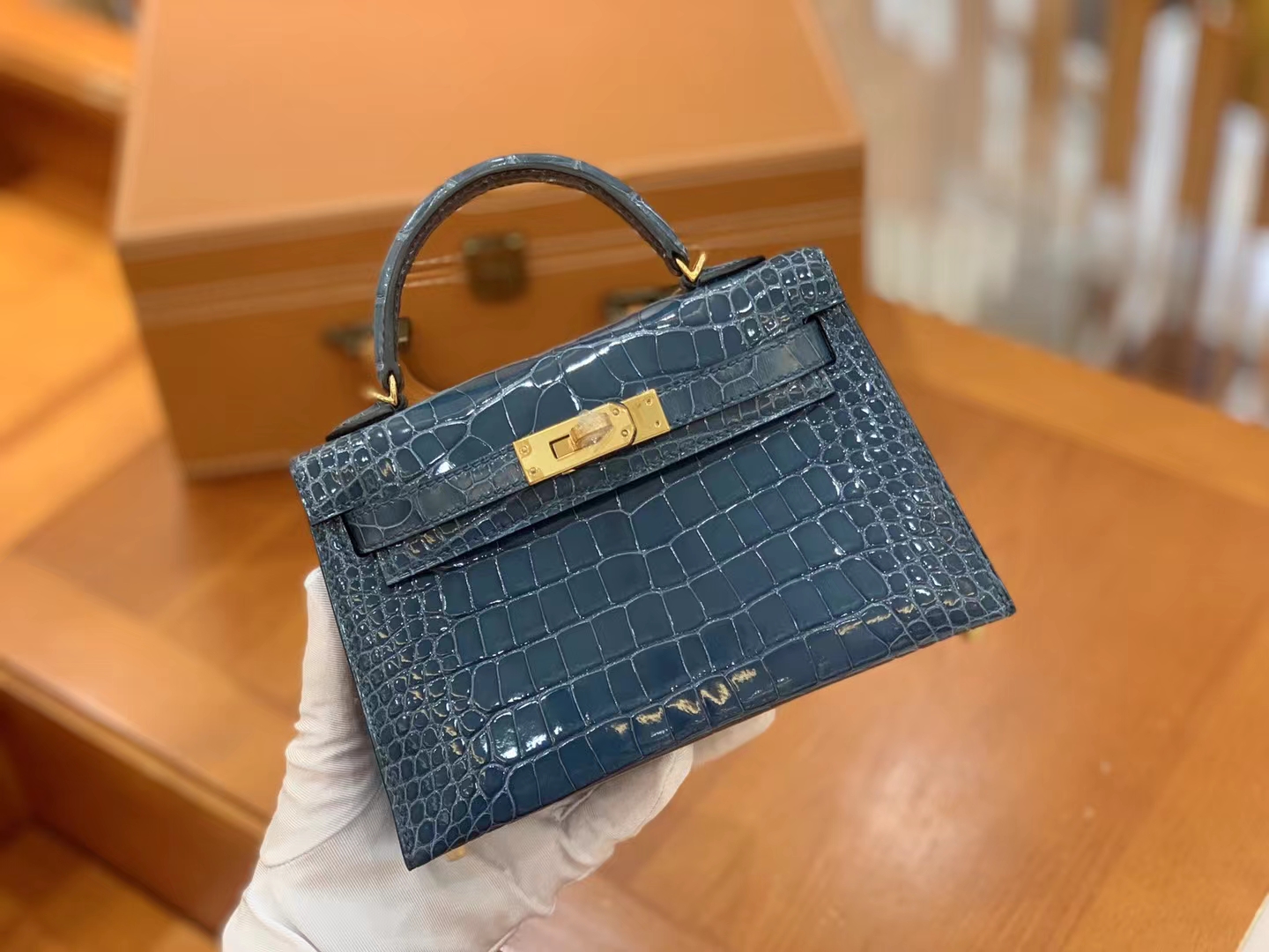 Hermès（爱马仕）Mini kelly 迷你凯莉 鸭仔蓝 进口美洲鳄鱼皮 金扣 二代 原版蜜蜡线 顶级手缝