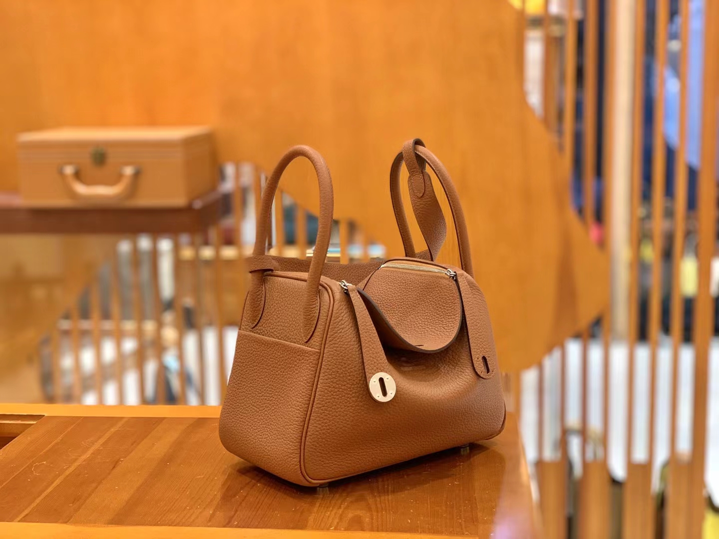 Hermès（爱马仕）Lindy 琳迪包 焦糖色 进口TC大牛皮 银扣 26cm 原版蜜蜡线 顶级手缝