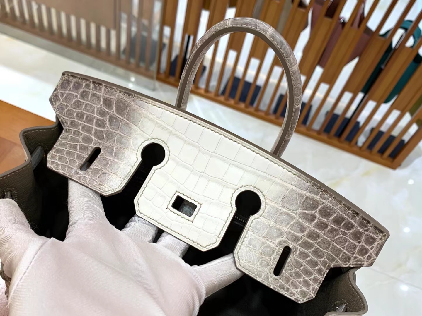 Hermès（爱马仕）Birkin 铂金包 喜马拉雅 进口尼罗鳄鱼皮 包中皇后 银扣 25cm 原版蜜蜡线 顶级手缝
