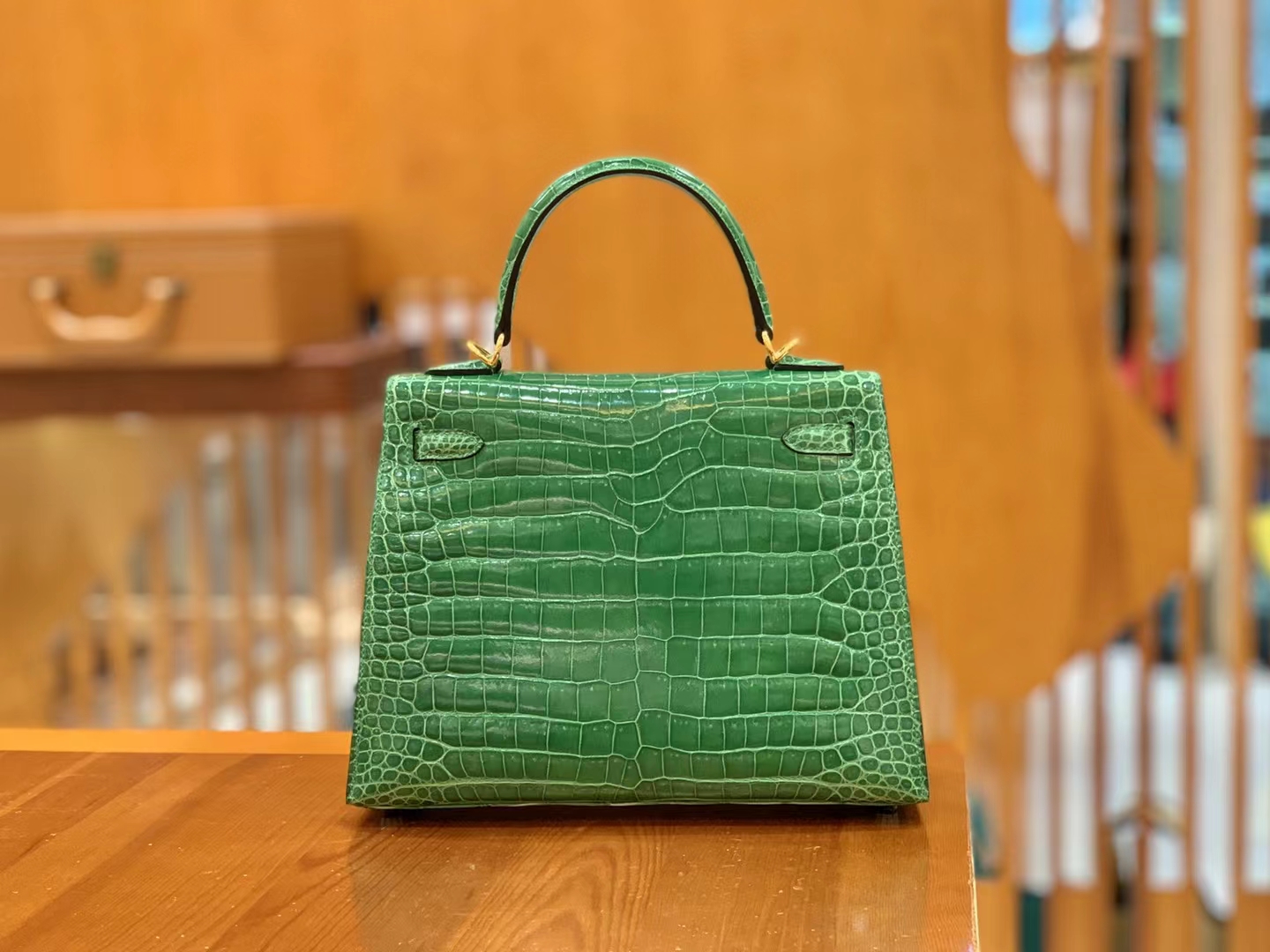 Hermès（爱马仕）Kelly 凯莉包 仙人掌绿 进口一级皮 倒V级别 金扣 25cm 原版蜜蜡线 顶级手缝