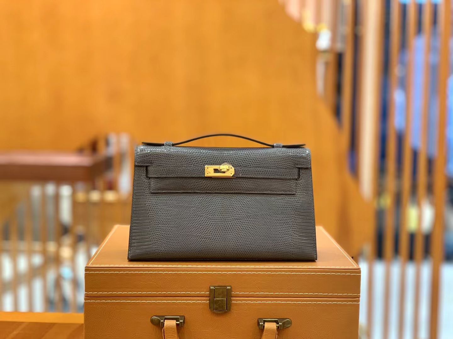 Hermès（爱马仕）Mini Kelly 迷你凯莉 锡器灰 野生蜥蜴皮 金扣 一代 原版蜜蜡线 顶级手缝
