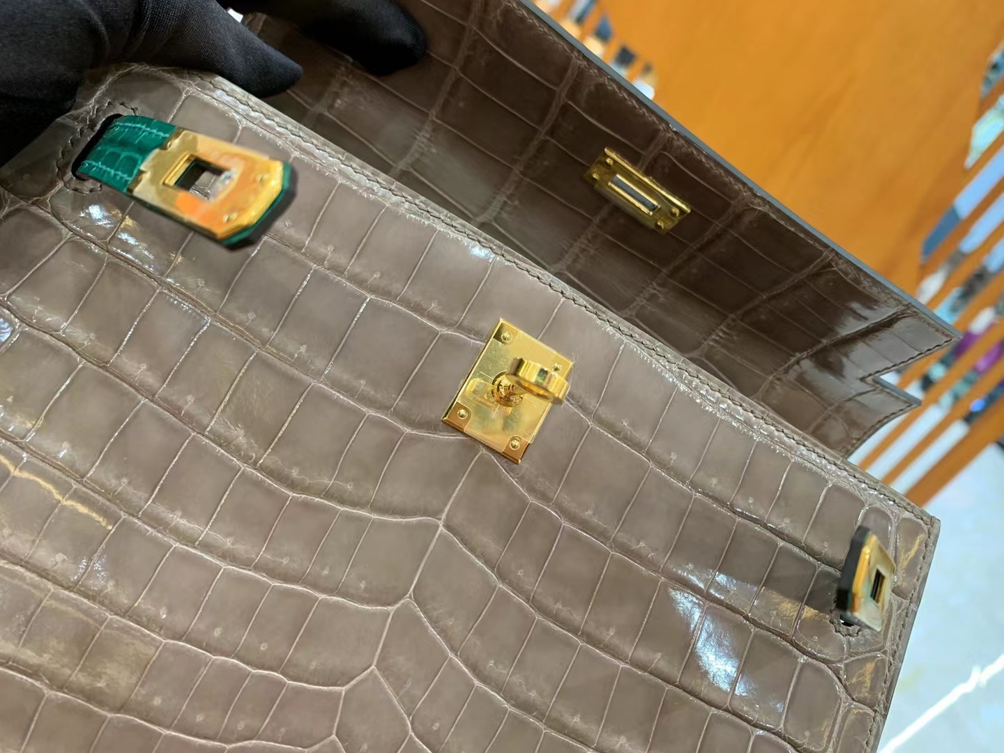 Hermès（爱马仕）Kelly 凯莉包 大象灰拼翡翠绿 进口尼罗鳄鱼皮 金扣 25cm 原版蜜蜡线 顶级手缝