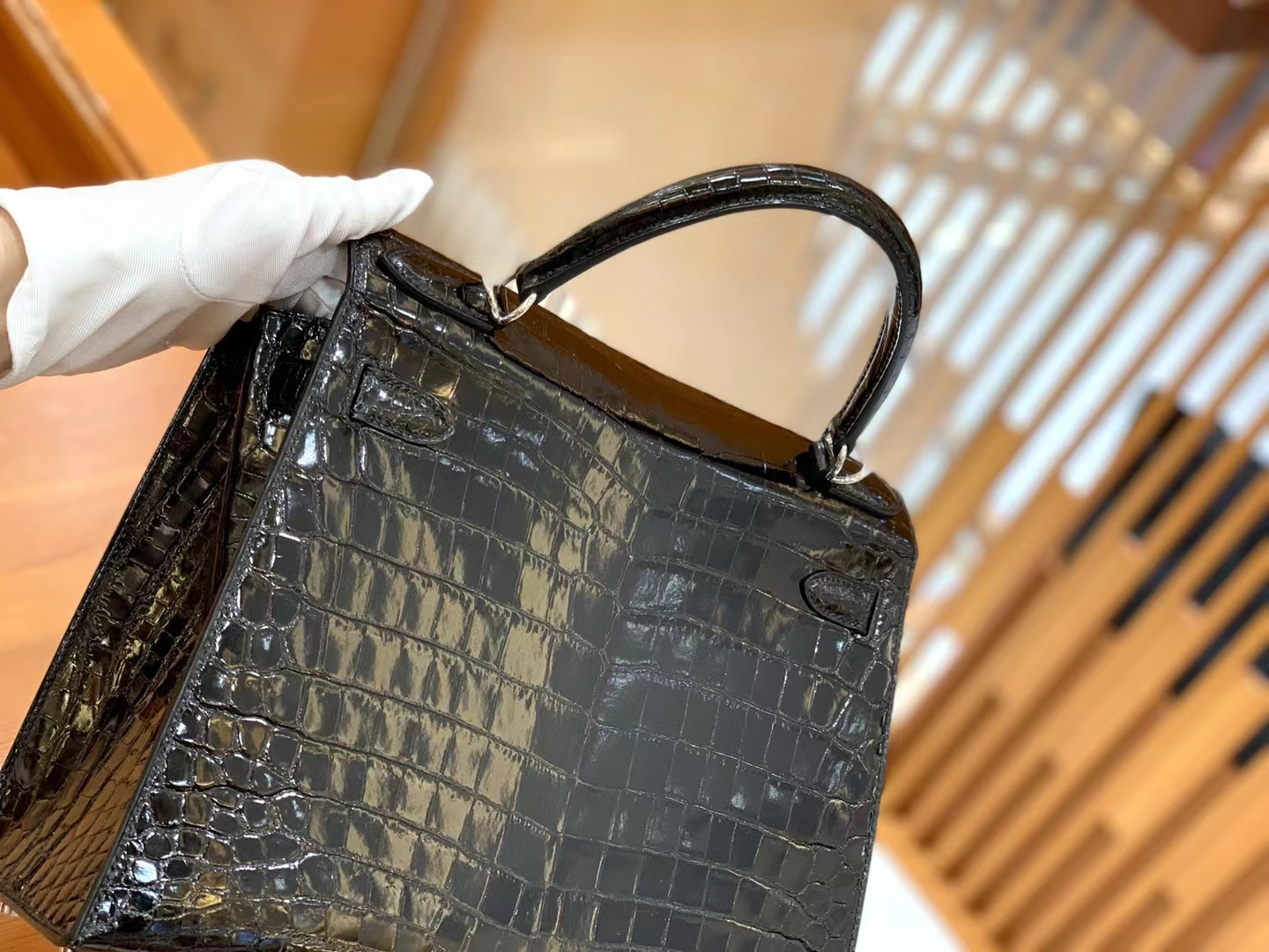Hermès（爱马仕）Kelly 凯莉包 经典黑 进口尼罗鳄鱼皮 银扣 28cm 原版蜜蜡线 顶级手缝