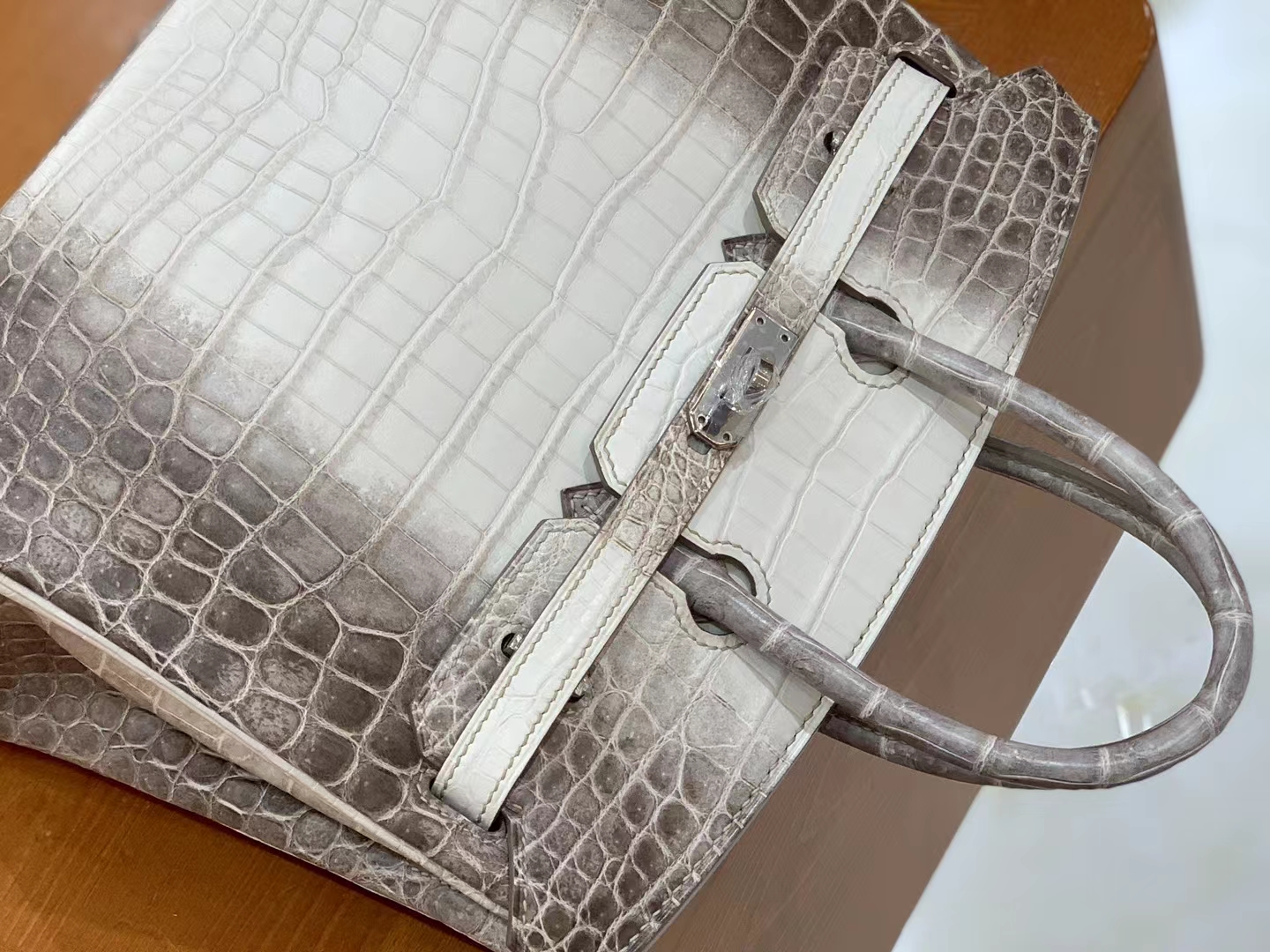 Hermès（爱马仕）Birkin 铂金包 喜马拉雅 进口尼罗鳄鱼皮 包中皇后 银扣 25cm 原版蜜蜡线 顶级手缝