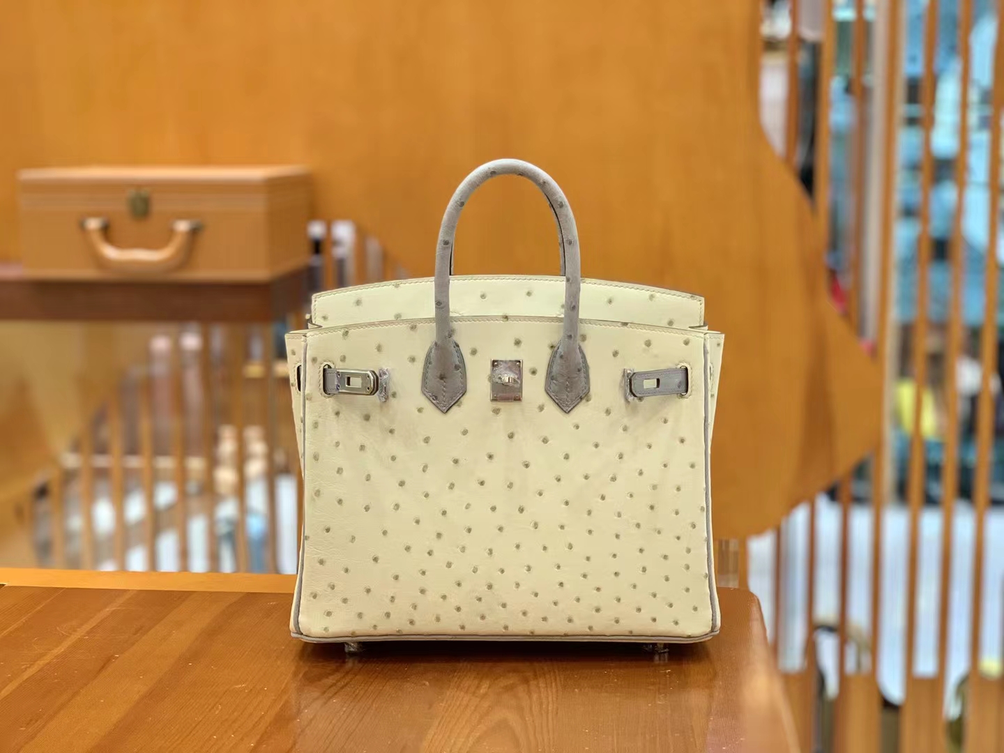 Hermès（爱马仕）Birkin 铂金包 南非KK鸵鸟皮 奶昔白拼冰川蓝 银扣 25cm 原版蜜蜡线 顶级手缝