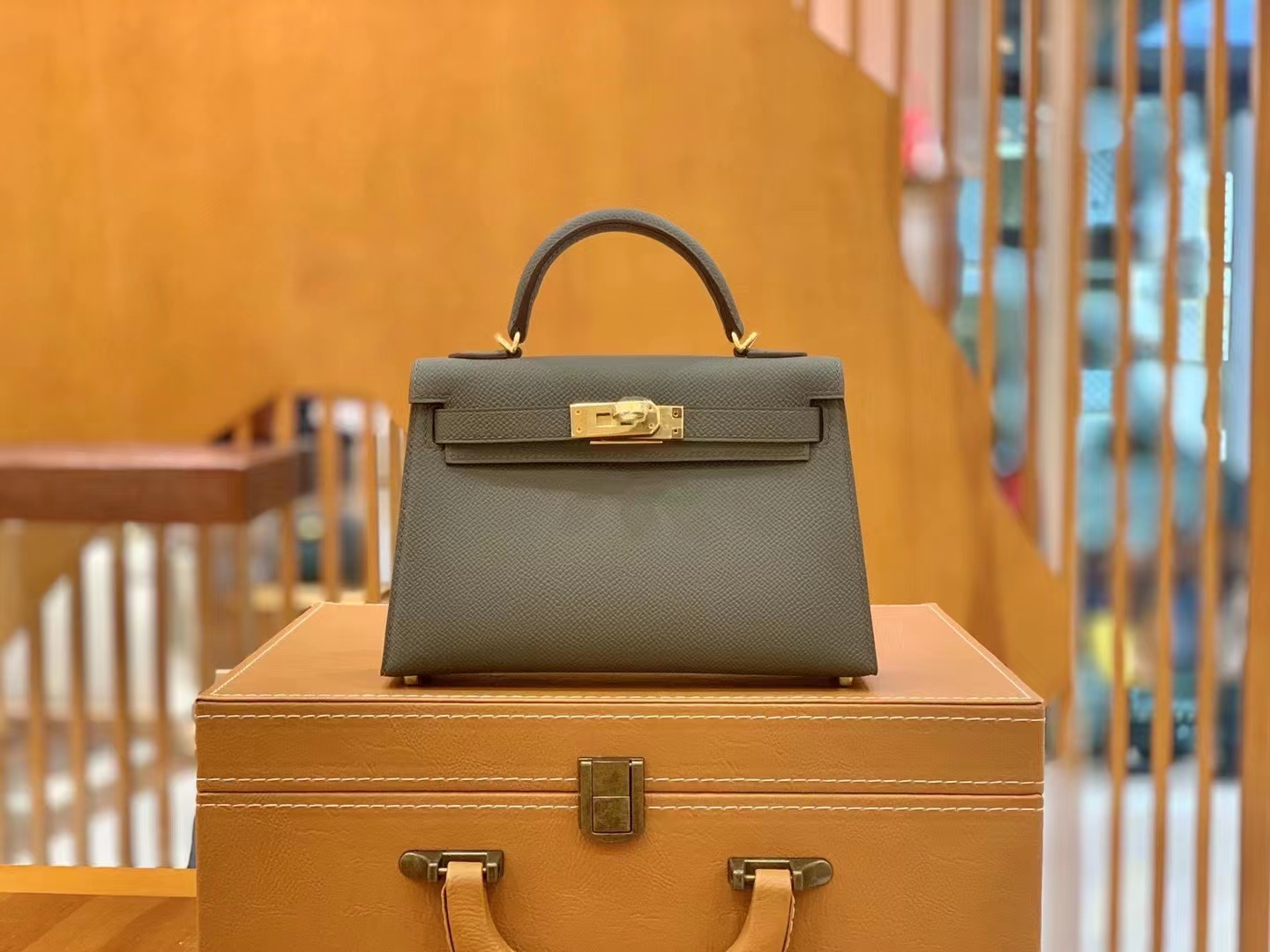 Hermès（爱马仕）新增现货 Mini kelly 迷你凯莉 Epsom 锡器灰 金扣 二代
