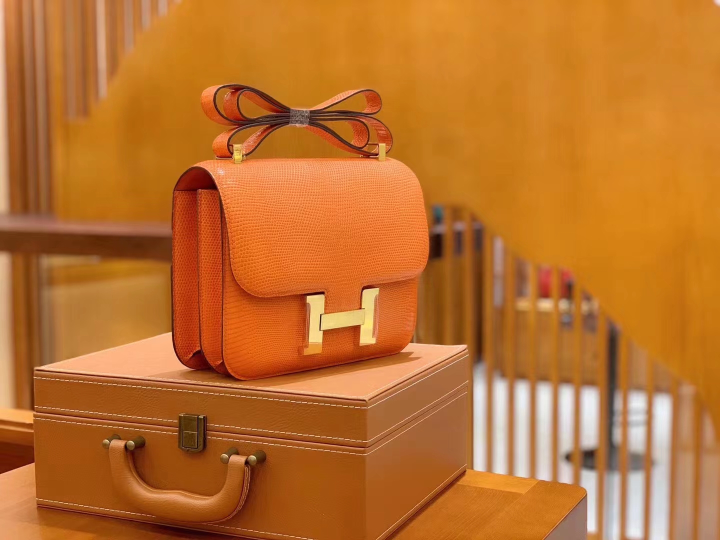 Hermès（爱马仕）Constance 康康 南非野生蜥蜴皮 橙红色 金扣 24cm 原版蜜蜡线 顶级手缝