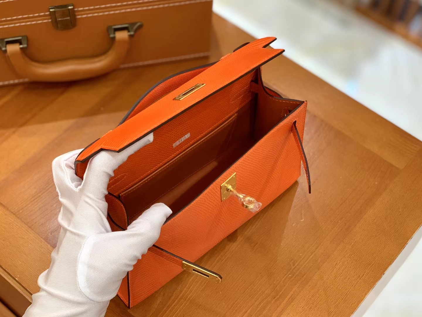 Hermès（爱马仕）Mini Kelly 迷你凯莉 经典橙 野生蜥蜴皮 金扣 一代 原版蜜蜡线 顶级手缝