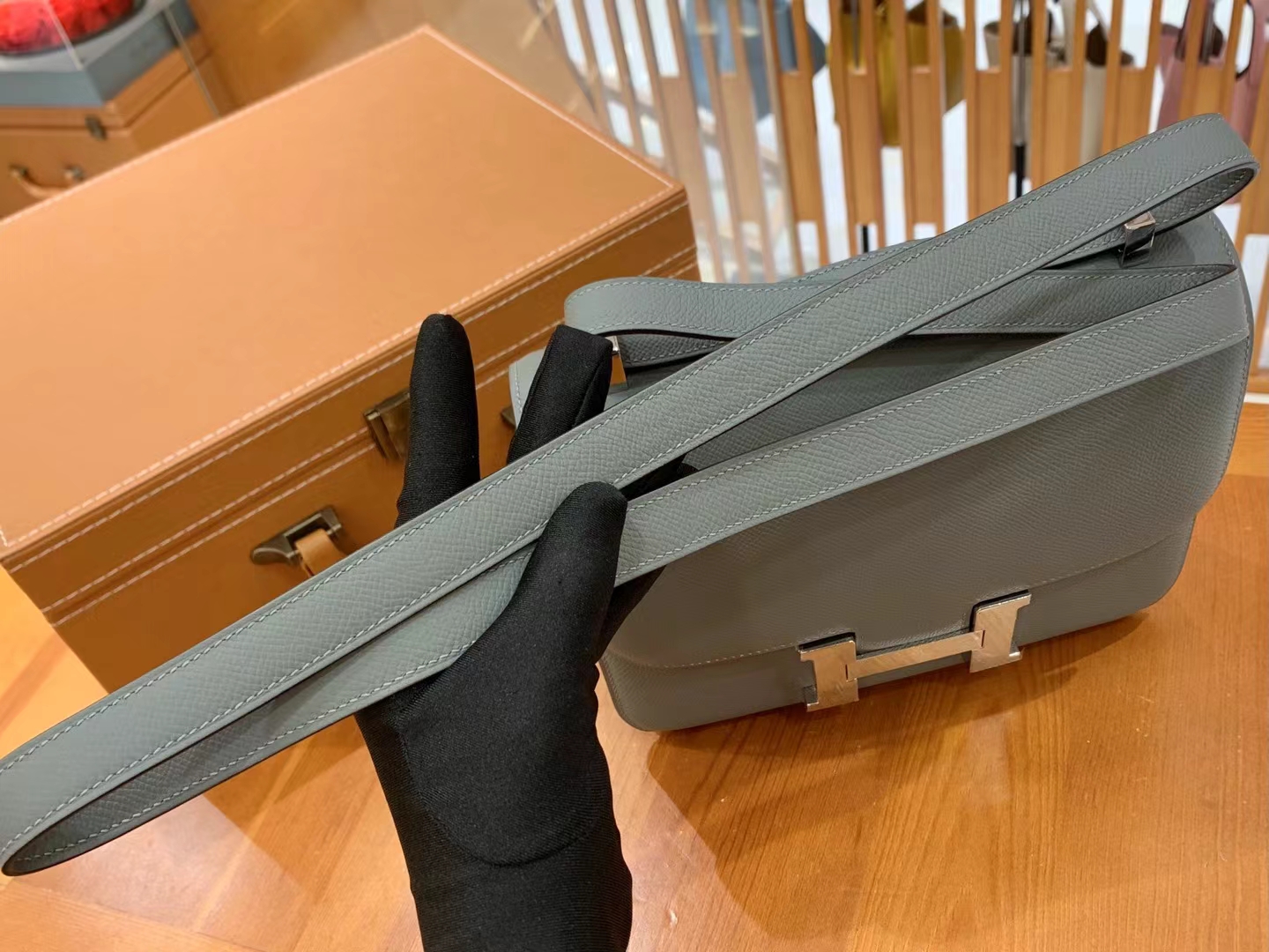 Hermès（爱马仕）Constance 康康 杏仁绿 Epsom 掌纹牛皮 银扣 24cm 原版蜜蜡线 顶级手缝