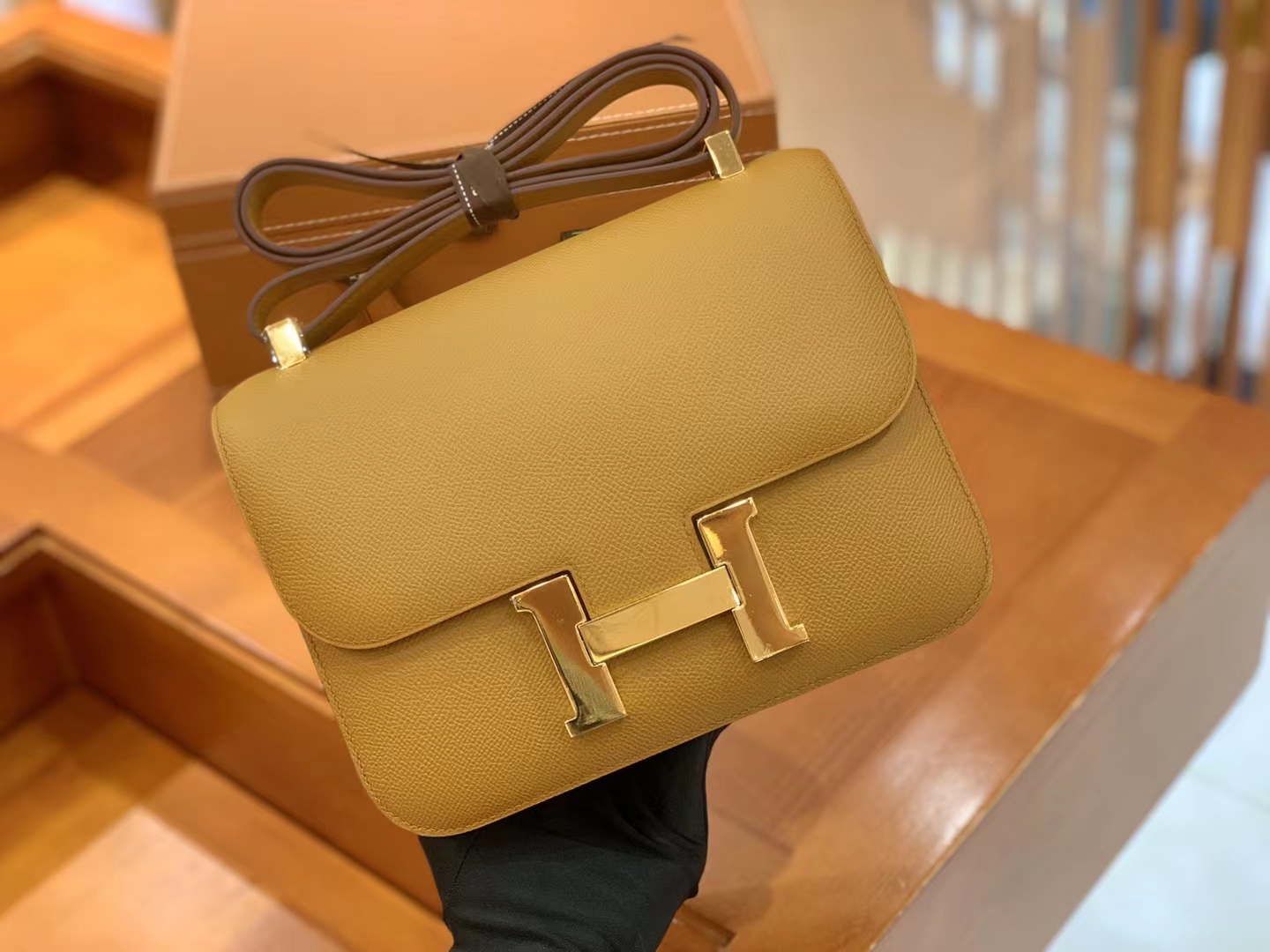 Hermès（爱马仕）Constance 康康 芝麻色 Epsom 掌纹牛皮 金扣 24cm 原版蜜蜡线 顶级手缝