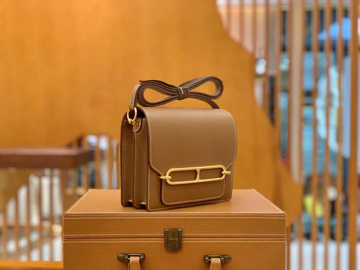 Hermès（爱马仕）Rouils Mini 迷你 猪鼻子 金棕色 Evercolor 牛皮 金扣 原版蜜蜡线 顶级手缝
