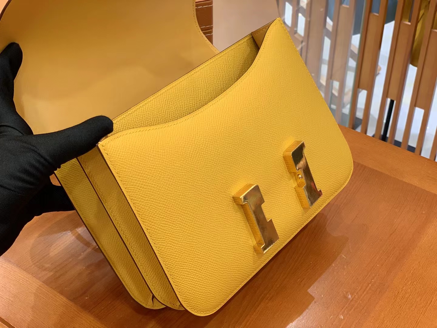 Hermès（爱马仕）Constance 康康 琥珀黄 Epsom 掌纹牛皮 金扣 24cm 原版蜜蜡线 顶级手缝