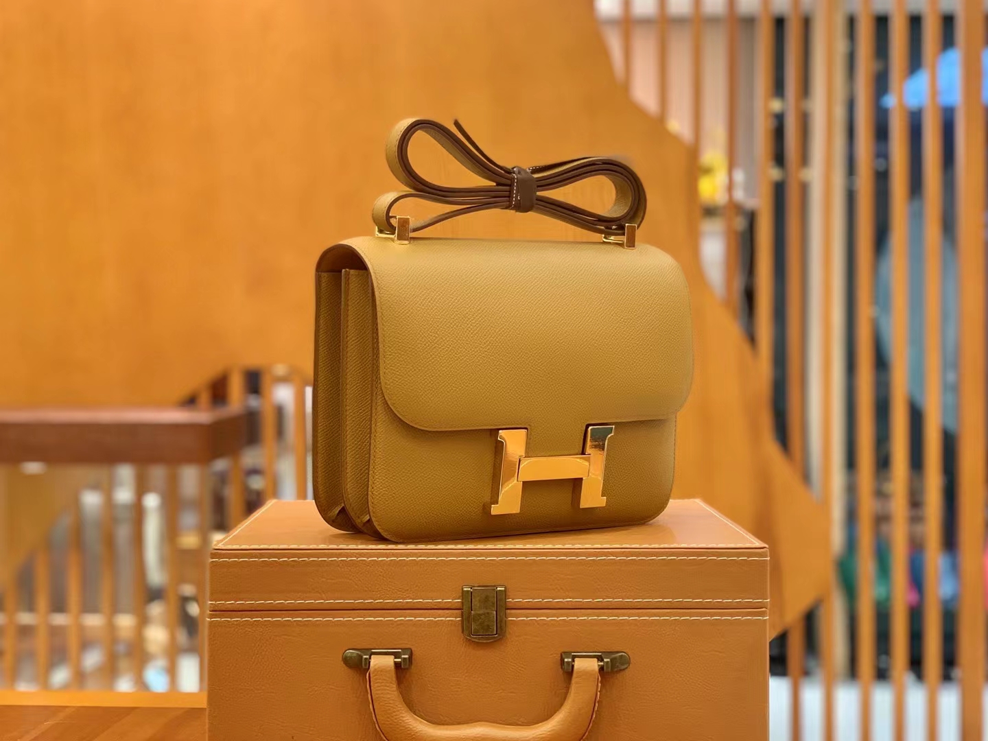 Hermès（爱马仕）Constance 康康 芝麻色 Epsom 掌纹牛皮 金扣 24cm 原版蜜蜡线 顶级手缝