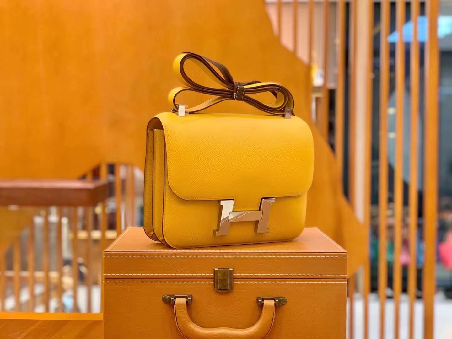 Hermès（爱马仕）Constance 康康 琥珀黄 Epsom 掌纹牛皮 银扣 24cm 原版蜜蜡线 顶级手缝