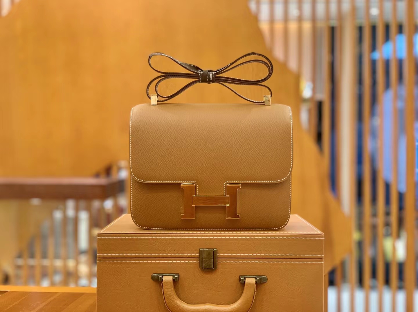 Hermès（爱马仕）Constance 康康 金棕色 Epsom 掌纹牛皮 金扣 24cm 原版蜜蜡线 顶级手缝