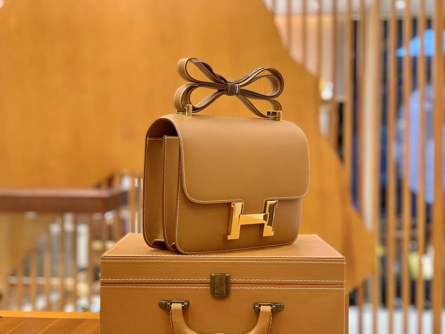 Hermès（爱马仕）Constance 康康 金棕色 Epsom 掌纹牛皮 金扣 24cm 原版蜜蜡线 顶级手缝