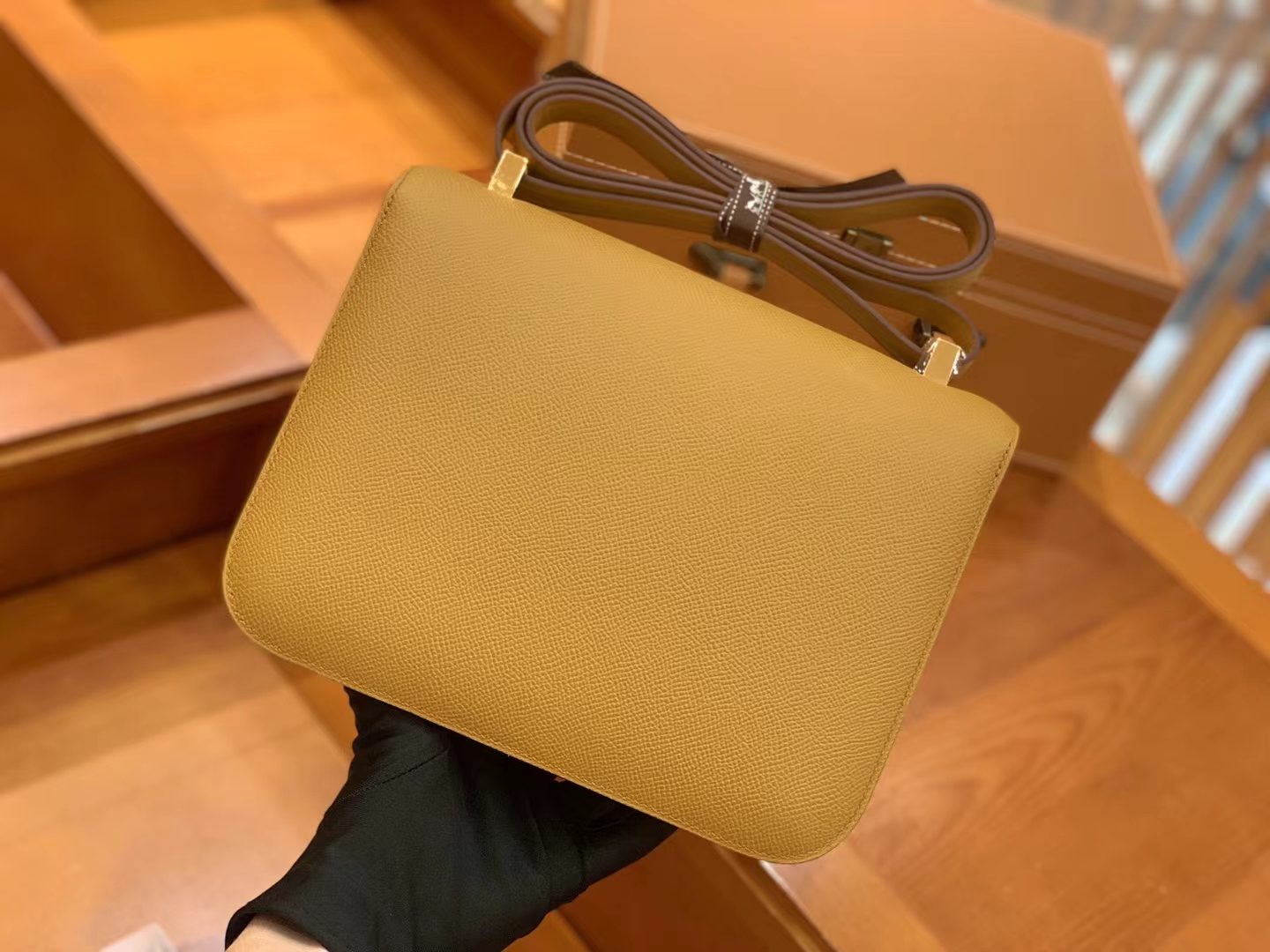 Hermès（爱马仕）Constance 康康 芝麻色 Epsom 掌纹牛皮 金扣 24cm 原版蜜蜡线 顶级手缝