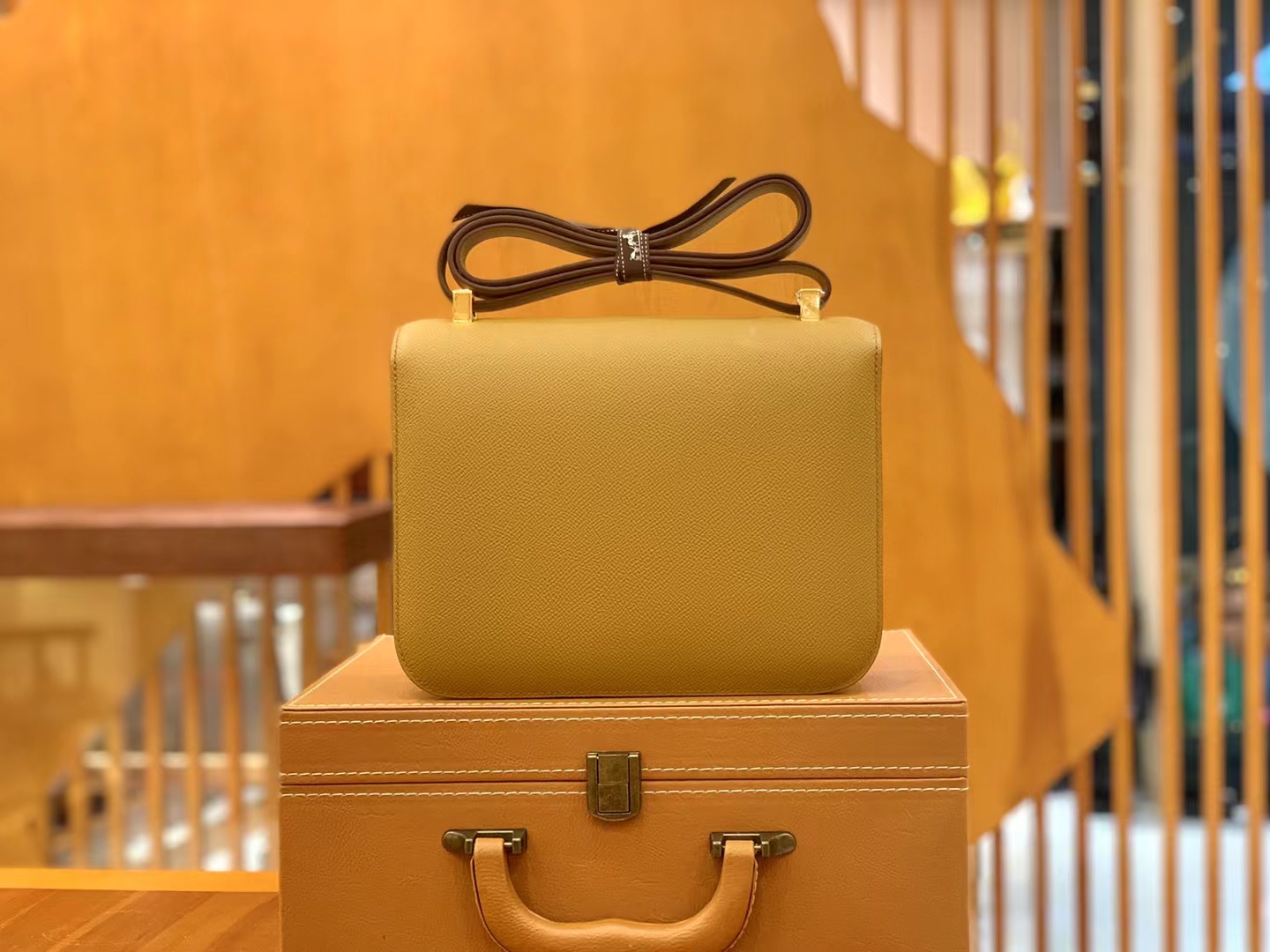 Hermès（爱马仕）Constance 康康 芝麻色 Epsom 掌纹牛皮 金扣 24cm 原版蜜蜡线 顶级手缝