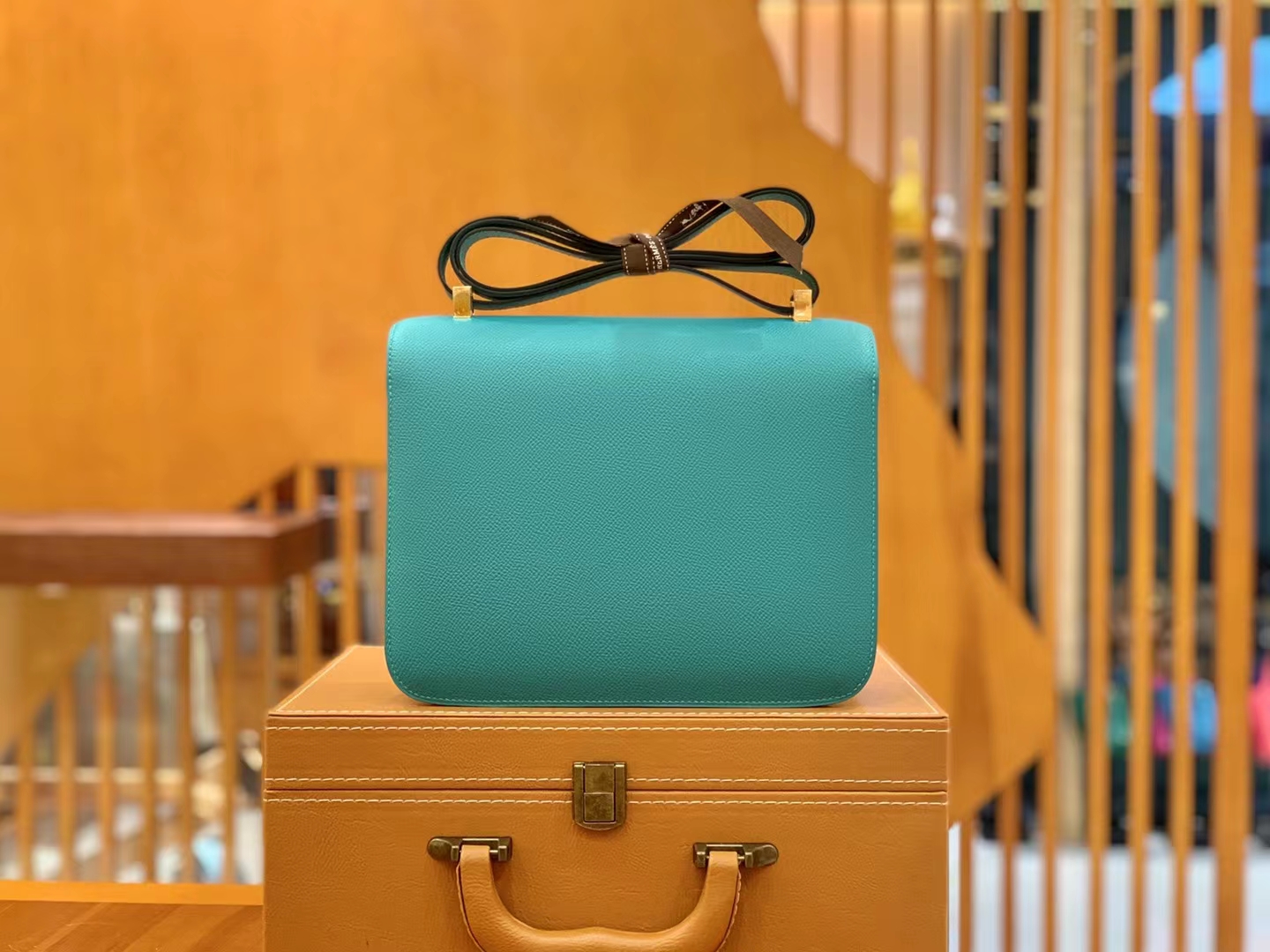 Hermès（爱马仕）Constance 康康 孔雀蓝 Epsom 掌纹牛皮 金扣 24cm 原版蜜蜡线 顶级手缝