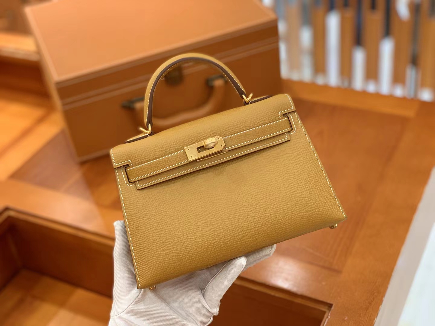 Hermès（爱马仕）Mini kelly 迷你凯莉 芝麻色 Epsom掌纹牛皮 金扣 二代 原版蜜蜡线 顶级手缝