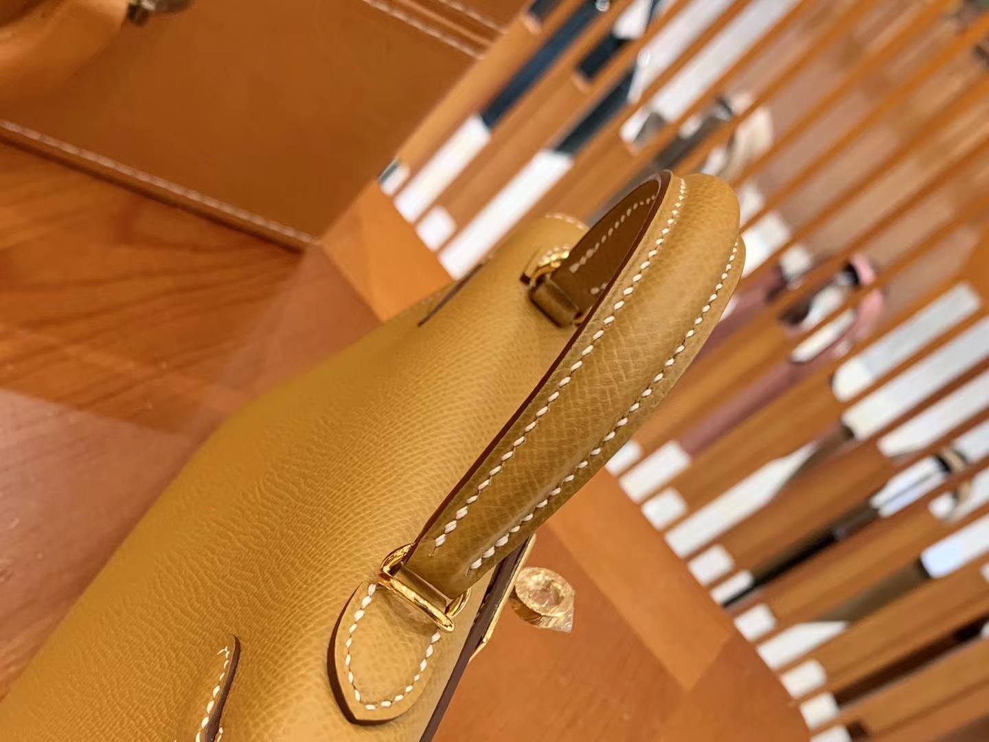 Hermès（爱马仕）Mini kelly 迷你凯莉 芝麻色 Epsom掌纹牛皮 金扣 二代 原版蜜蜡线 顶级手缝