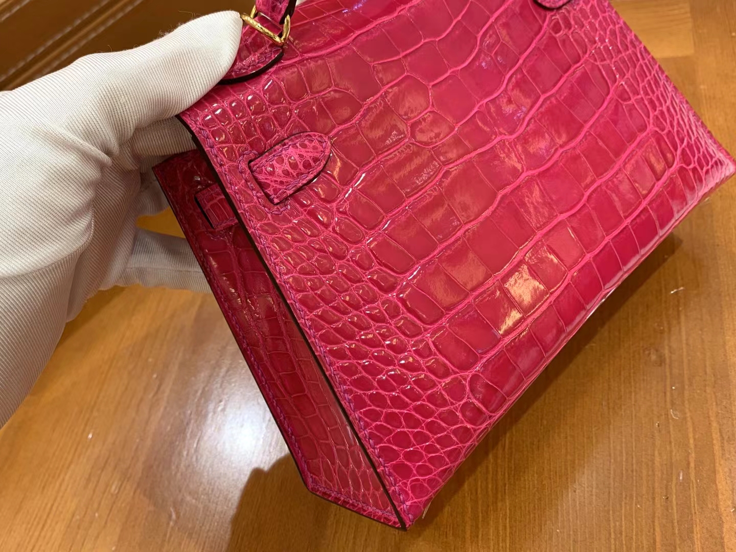 Hermès（爱马仕）Mini kelly 迷你凯莉 墨西哥粉 亮面美洲鳄 金扣 二代