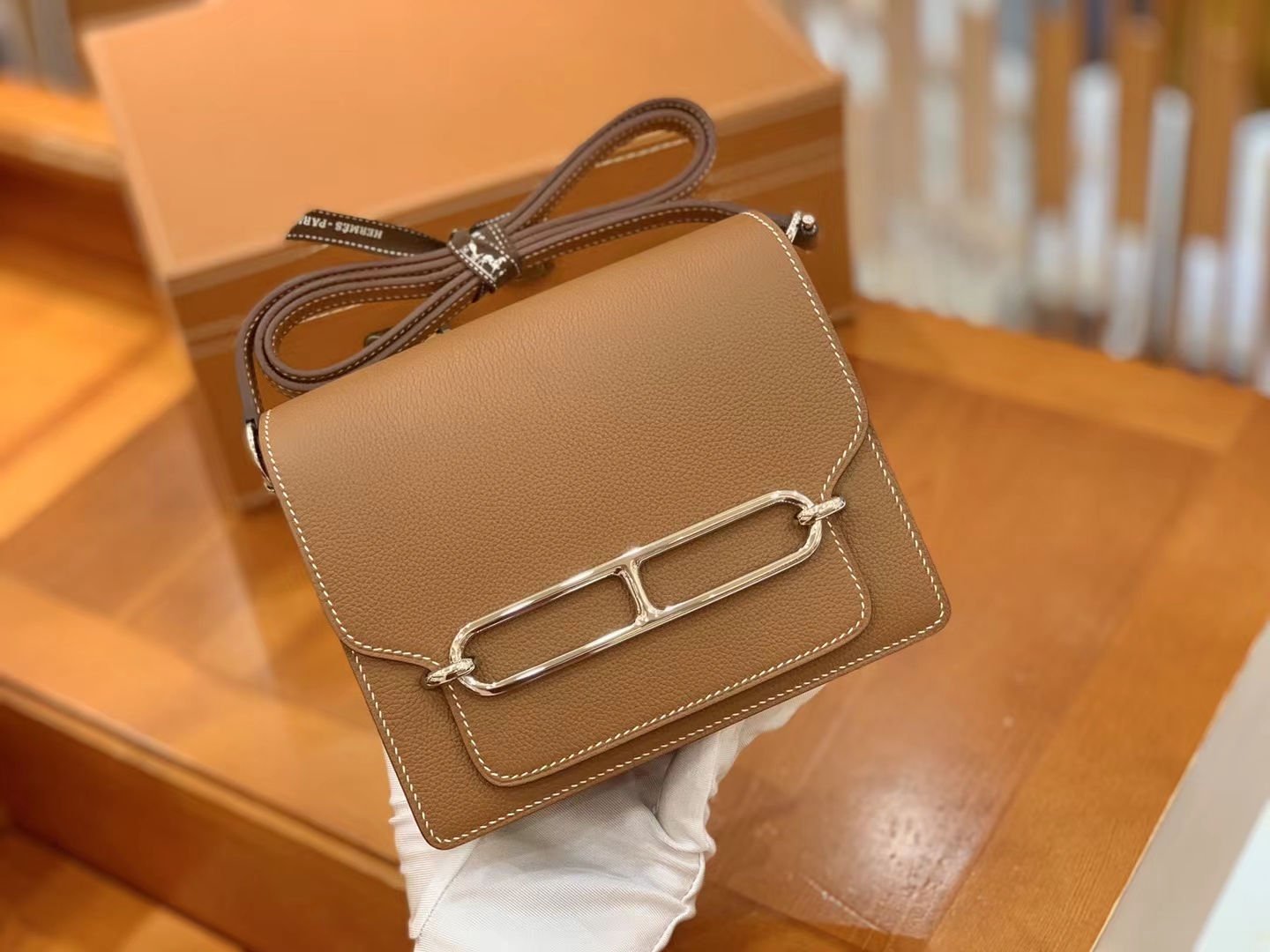 Hermès（爱马仕）Rouils Mini 迷你 猪鼻子 金棕色 Evercolor 牛皮 银扣 原版蜜蜡线 顶级手缝