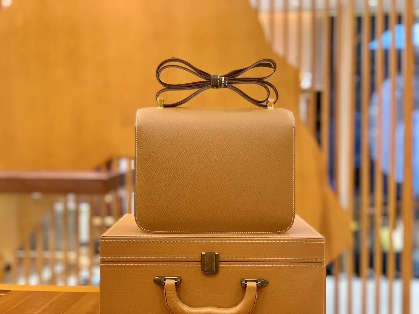 Hermès（爱马仕）Constance 康康 金棕色 Epsom 掌纹牛皮 金扣 24cm 原版蜜蜡线 顶级手缝