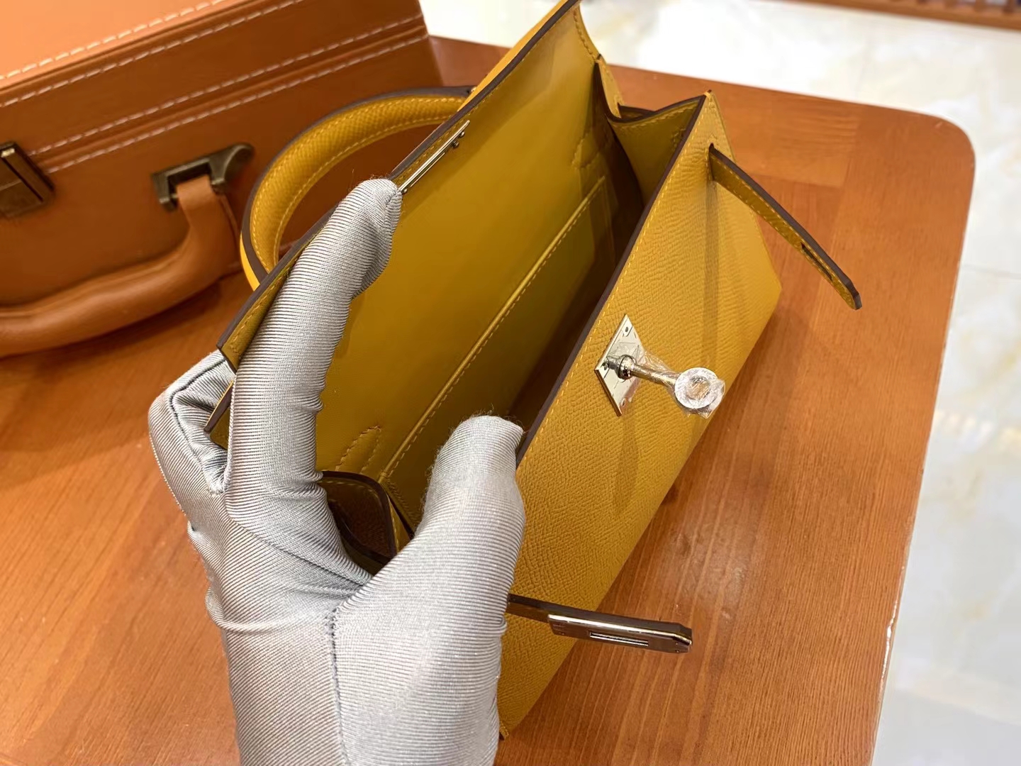 Hermès（爱马仕）Mini kelly 迷你凯莉 琥珀黄 Epsom掌纹牛皮 银扣 二代 原版蜜蜡线 顶级手缝