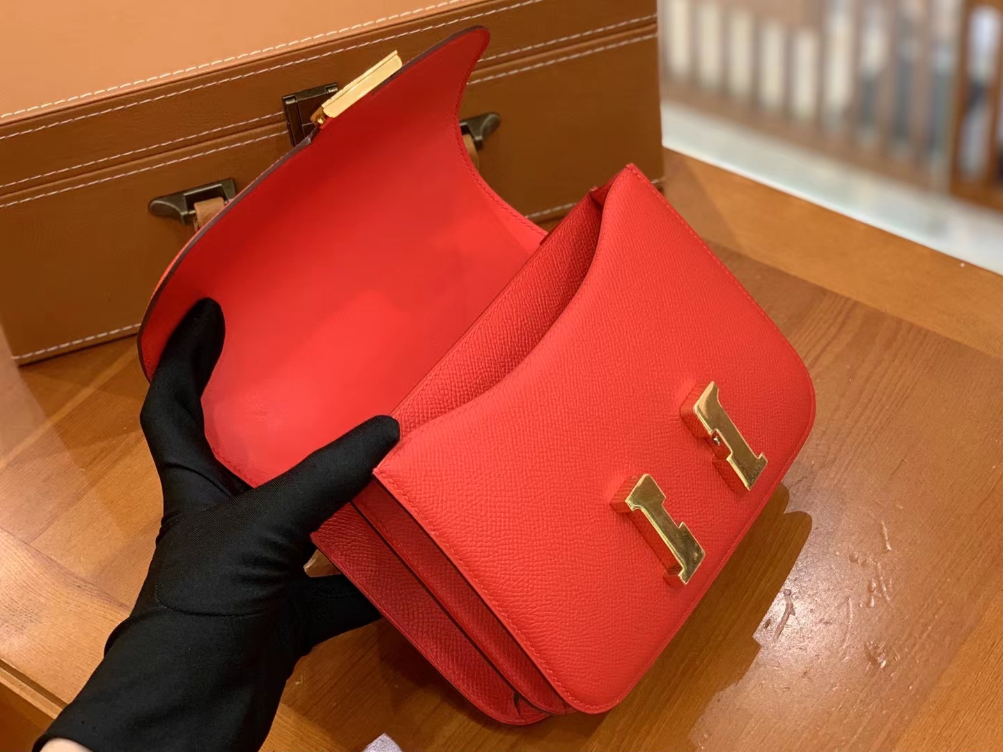 Hermès（爱马仕）Constance 康康 大红色 Epsom 掌纹牛皮 金扣 19cm 原版蜜蜡线 顶级手缝