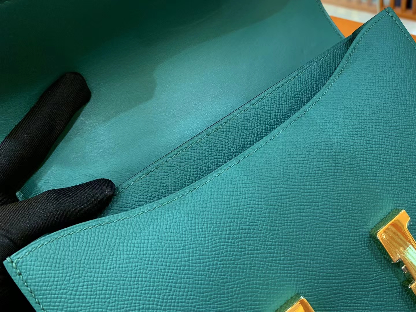 Hermès（爱马仕）Constance 康康 孔雀绿 Epsom 掌纹牛皮 金扣 24cm 原版蜜蜡线 顶级手缝