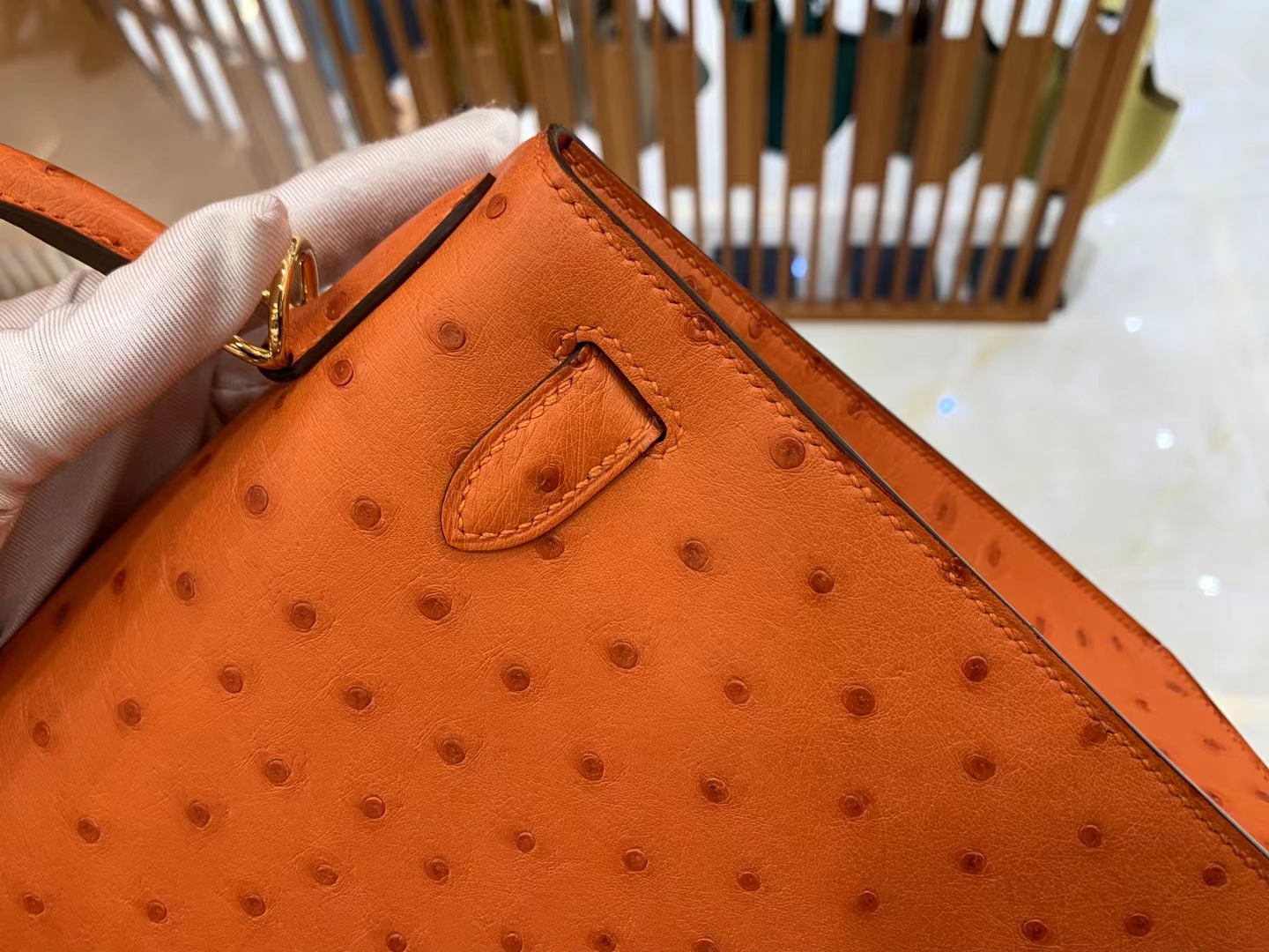 Hermès（爱马仕）Kelly 凯莉包 经典橙 南非KK级鸵鸟皮 金扣 28cm