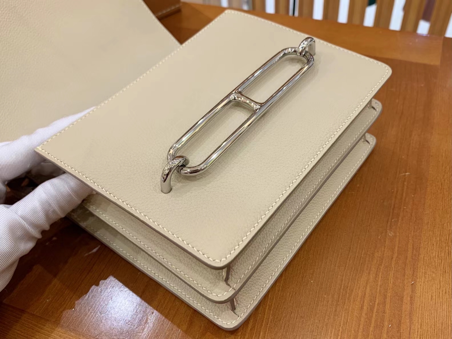 Hermès（爱马仕）Rouils Mini 迷你 猪鼻子 奶昔白 Evercolor 牛皮 银扣 原版蜜蜡线 顶级手缝