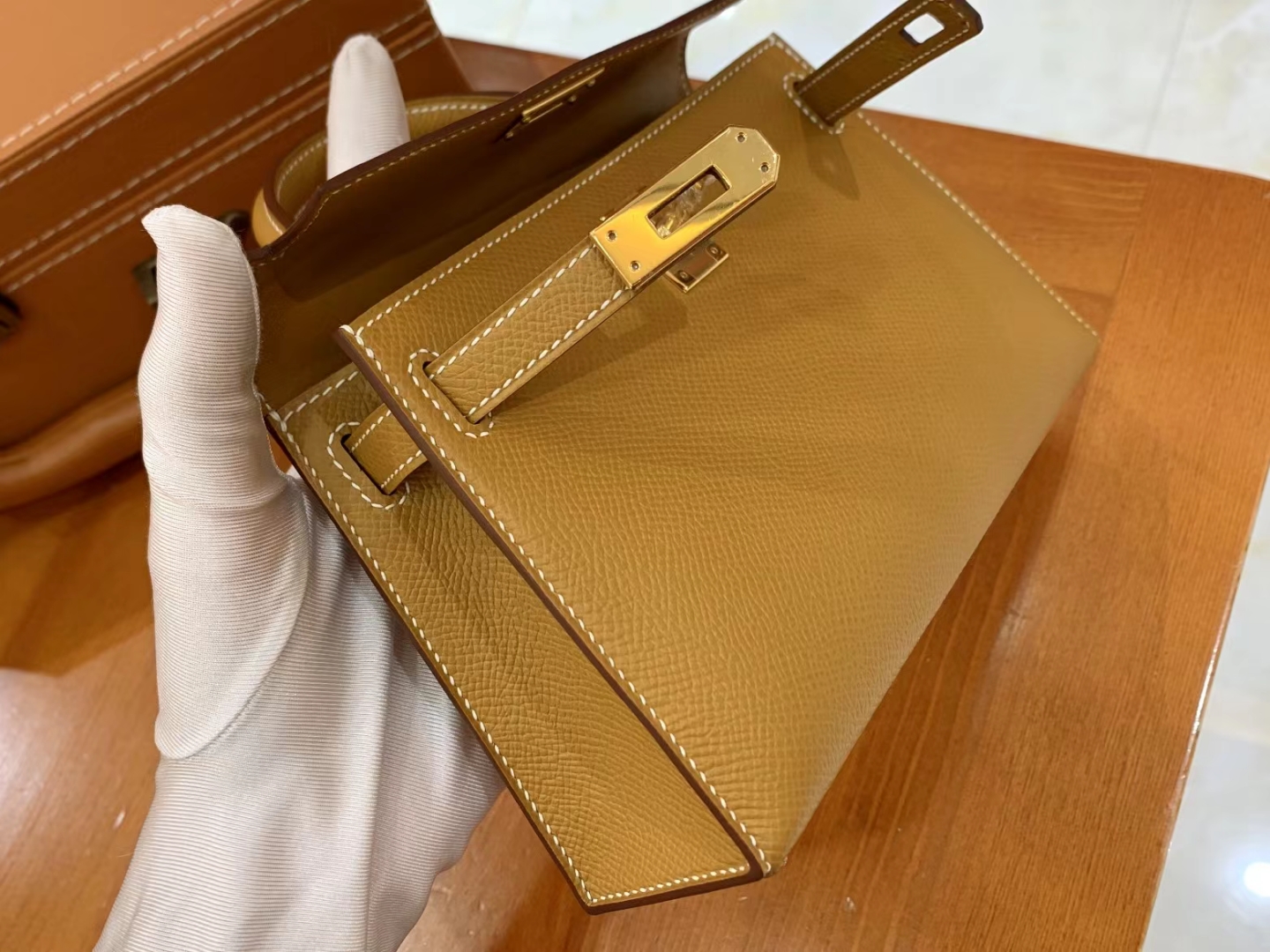 Hermès（爱马仕）Mini kelly 迷你凯莉 芝麻色 Epsom掌纹牛皮 金扣 二代 原版蜜蜡线 顶级手缝