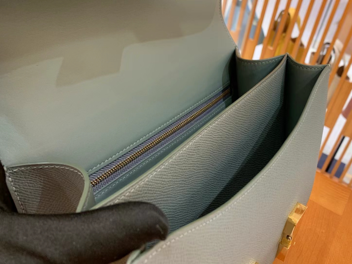 Hermès（爱马仕）Constance 康康 杏仁绿 Epsom 掌纹牛皮 金扣 24cm 原版蜜蜡线 顶级手缝