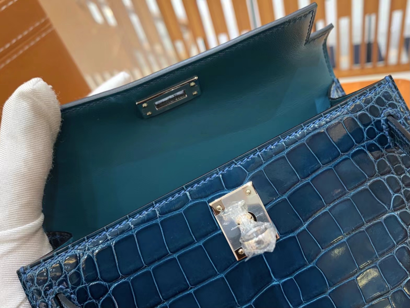 Mini kelly 二代 一级进口美洲鳄 银扣 N7 Blue Tempete风暴蓝 进口蜜蜡线 全手工制作
