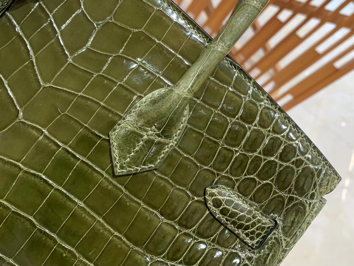 Hermes 爱马仕 Birkin 30cm 61 Vert Olive橄榄绿 一级进口尼罗鳄“••” 金扣 进口蜜蜡线 全手工制作