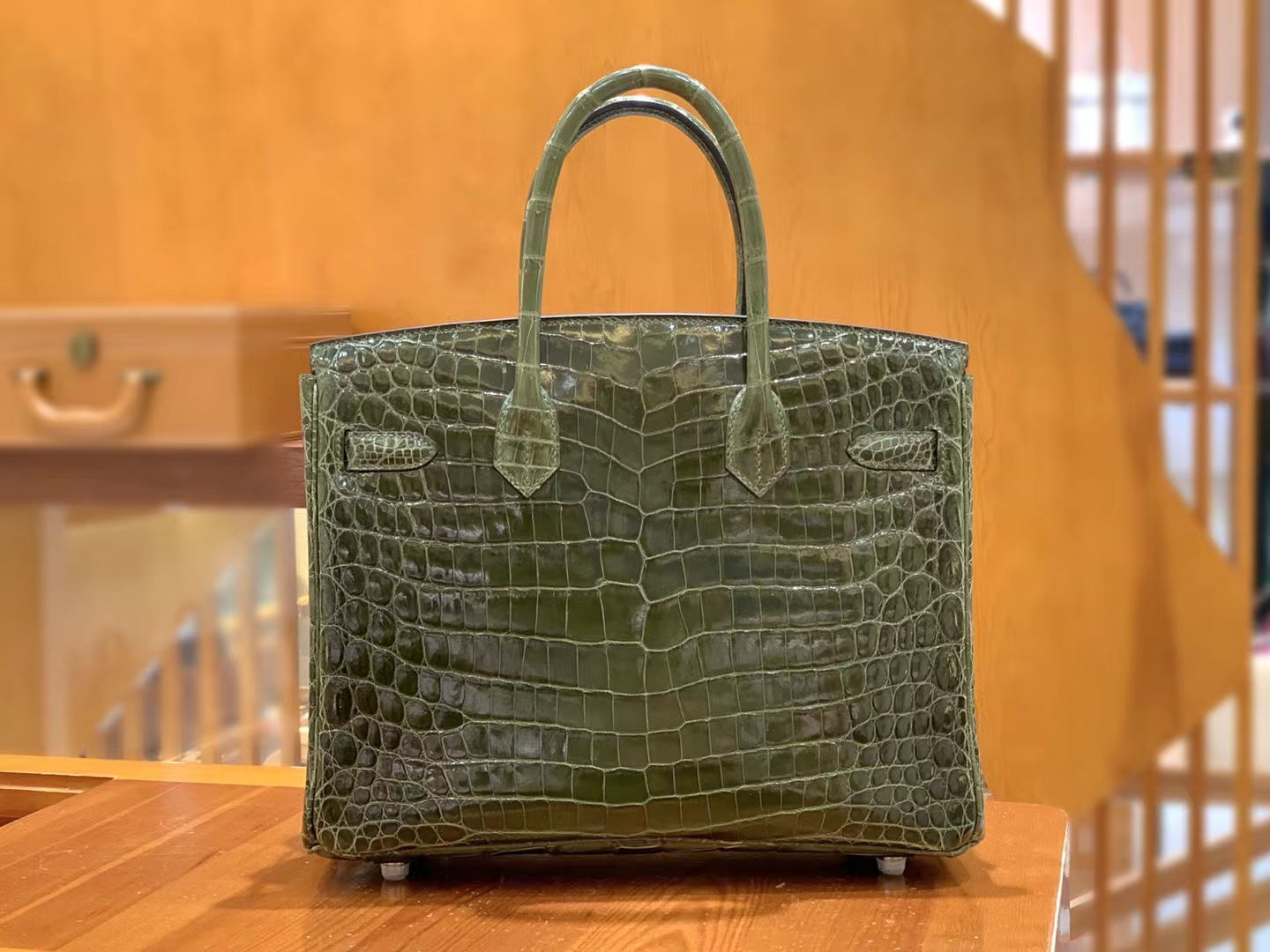 Hermes 爱马仕 Birkin 30cm 61 Vert Olive橄榄绿 一级进口尼罗鳄“••” 金扣 进口蜜蜡线 全手工制作