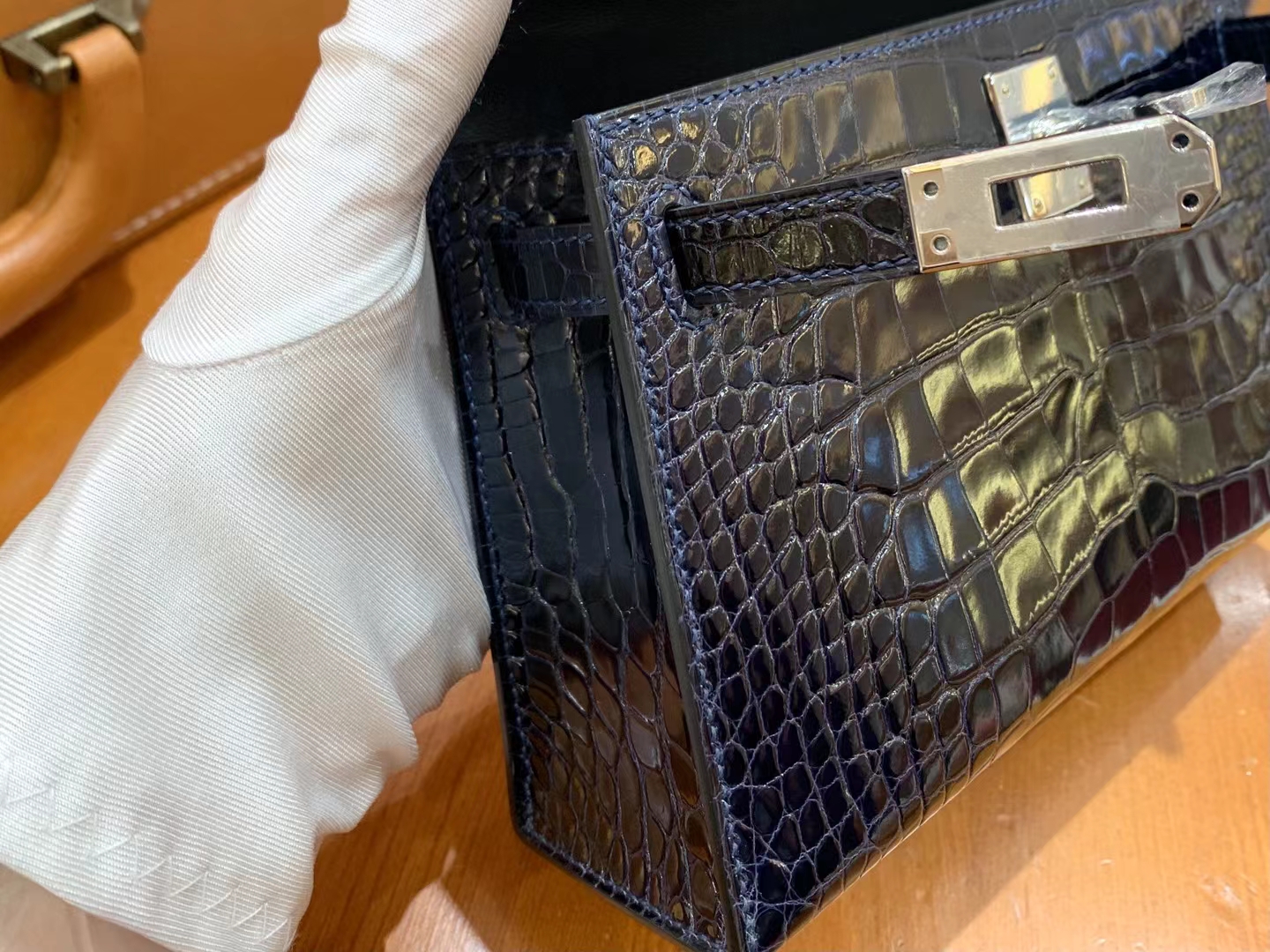 Hermes 爱马仕 Mini kelly 二代 午夜蓝 一级进口美洲鳄 银扣 进口蜜蜡线 全手工制作