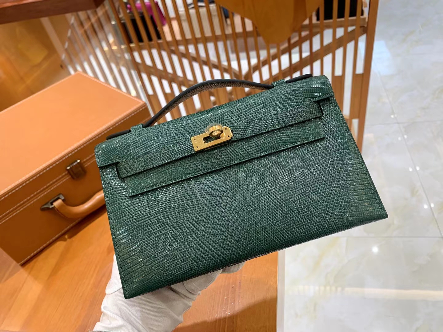 Hermes 爱马仕【现货】 Mini Kelly 一代 孔雀绿 南非野生蜥蜴皮银扣 进口蜜蜡线 全手工制作