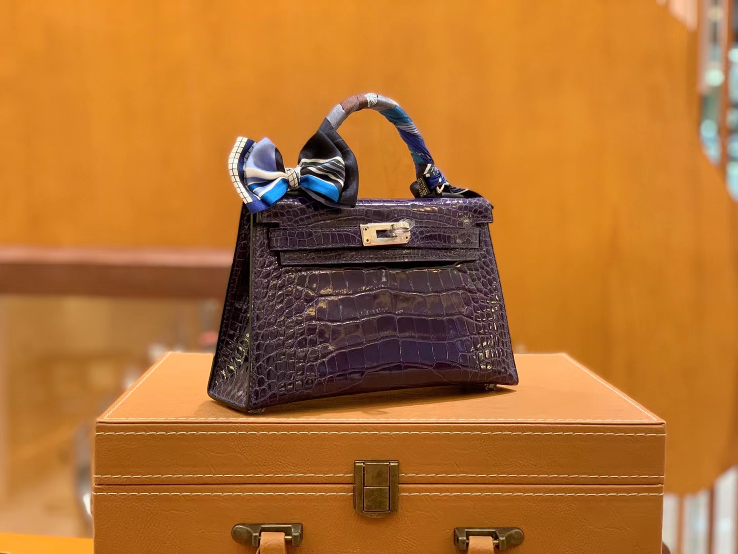 HERMES 爱马仕 Mini kelly 二代 73 Blue Saphir宝石蓝 一级进口美洲鳄 金扣 进口蜜蜡线 全手工制作