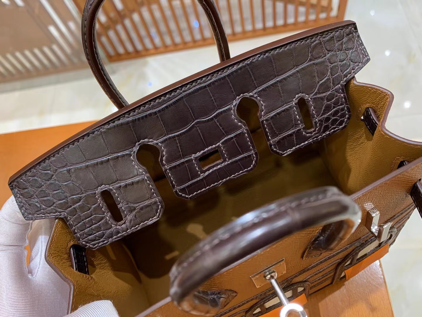 HERMES 爱马仕 限量版 小房子 20cm  37金棕色