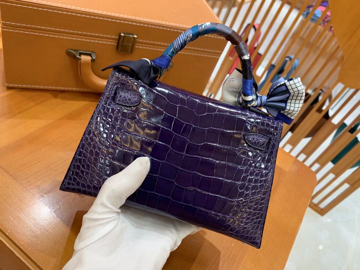 HERMES 爱马仕 Mini kelly 二代 73 Blue Saphir宝石蓝 一级进口美洲鳄 金扣 进口蜜蜡线 全手工制作