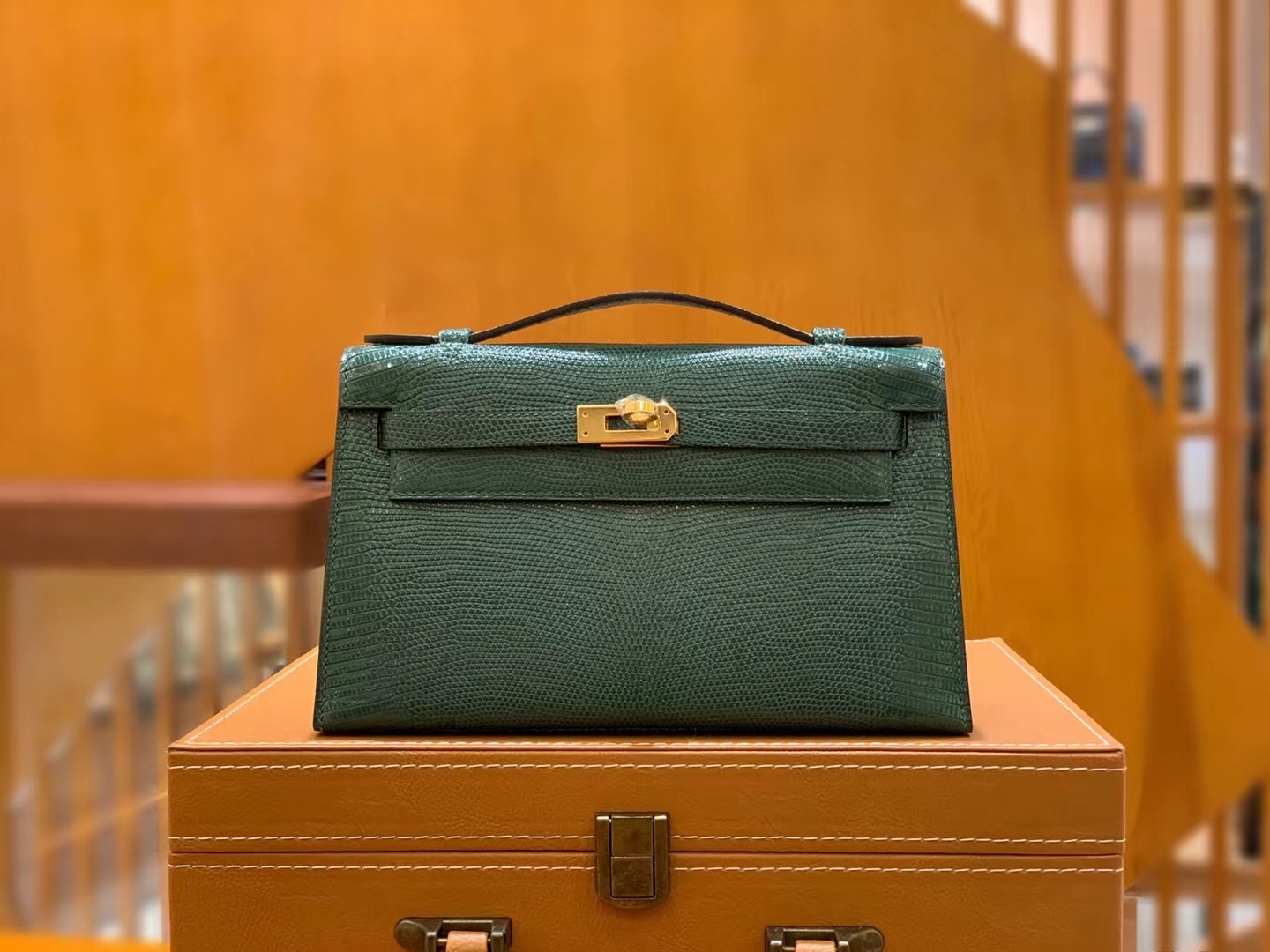 Hermes 爱马仕【现货】 Mini Kelly 一代 孔雀绿 南非野生蜥蜴皮银扣 进口蜜蜡线 全手工制作