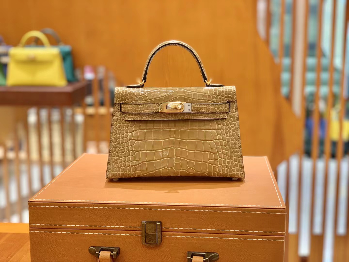 爱马仕 Hermes Mini kelly 二代 94 Terre Cuite 陶土色 一级进口美洲鳄 金扣 进口蜜蜡线 全手工制作