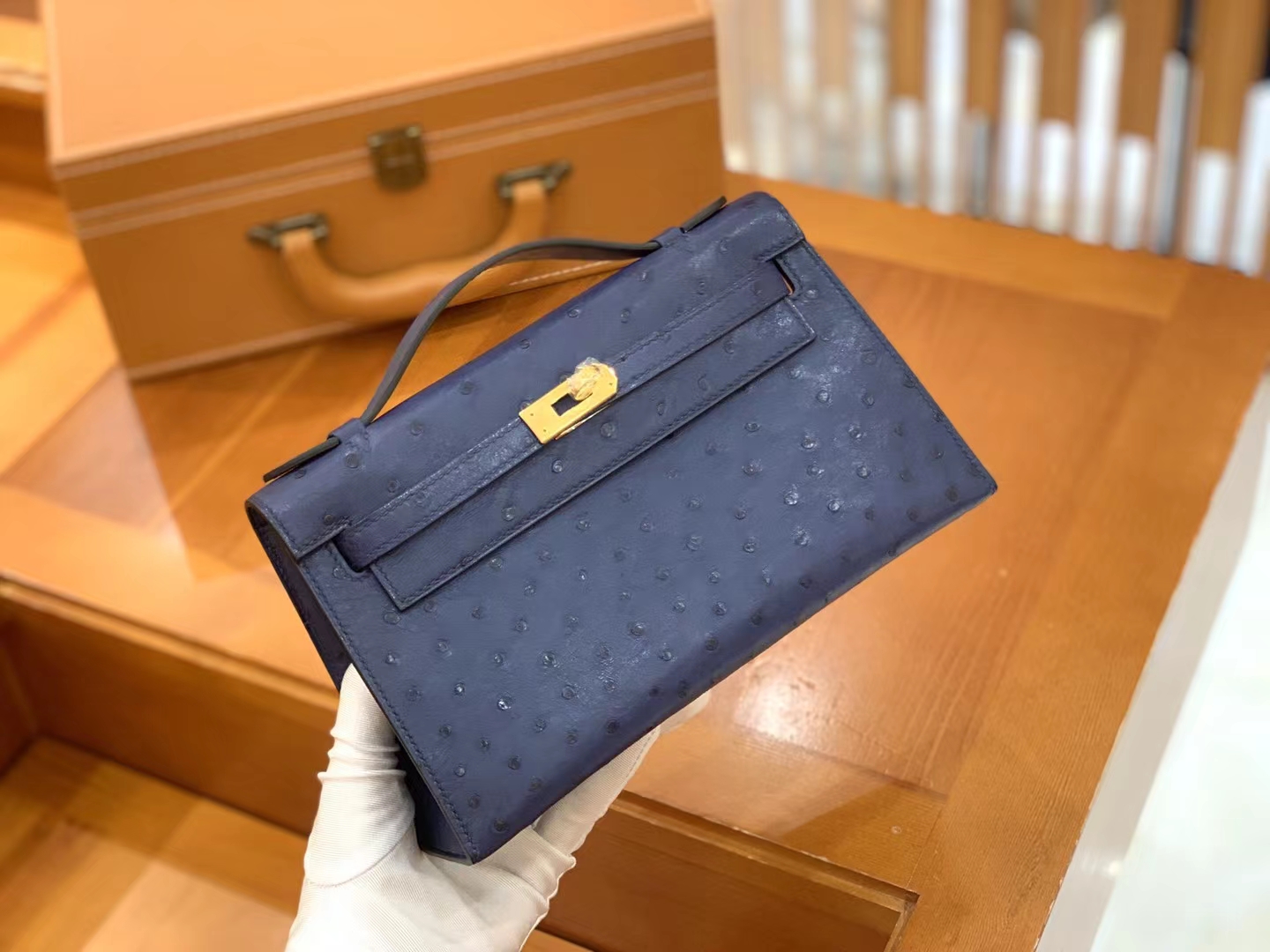 Hermes 爱马仕 【现货】 Mini Kelly 一代 77 Blue Iris鸢尾兰 南非KK级鸵鸟皮 金扣 进口蜜蜡线 全手工制作
