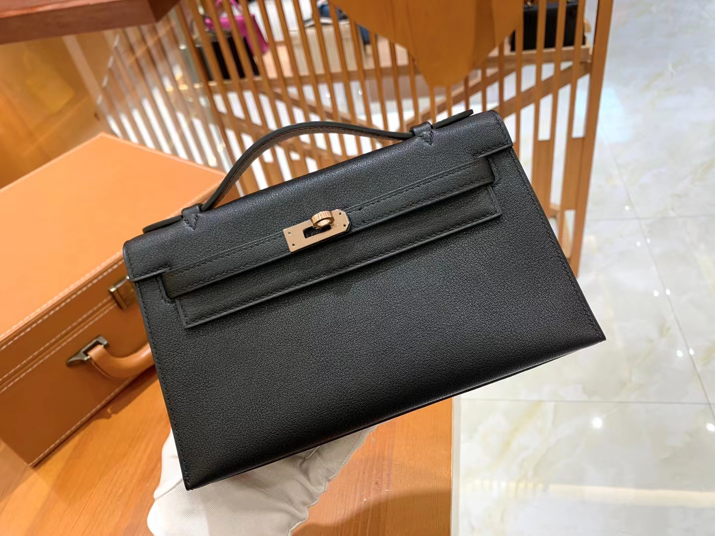 HERMES 爱马仕【现货】 Mini Kelly 一代 黑色CC89 Nior togo 进口蜜蜡线 全手工制作